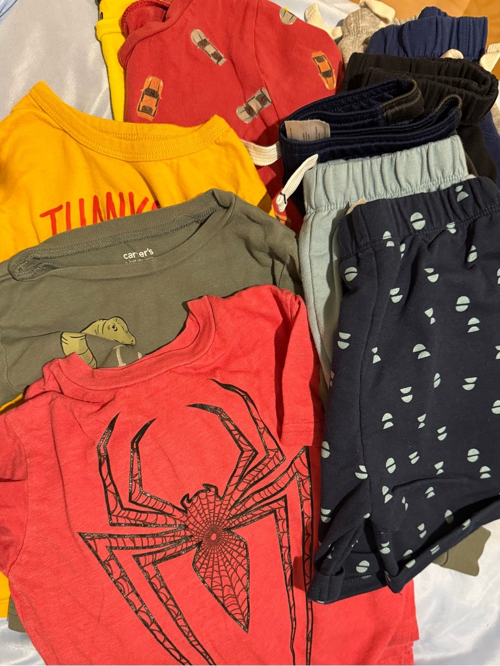 BOYS (5) shirts (6) shorts